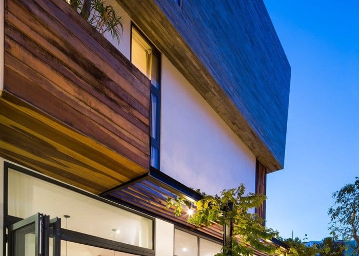 Modern-Vertical-Home-in-Nha-Trang-Vietnam-9